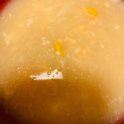 コーンと卵の優しい味が、中華スープによく合って、美味しく頂きました。